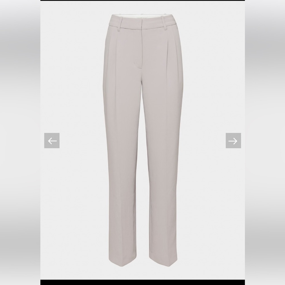 Aritzia Effortless Pant